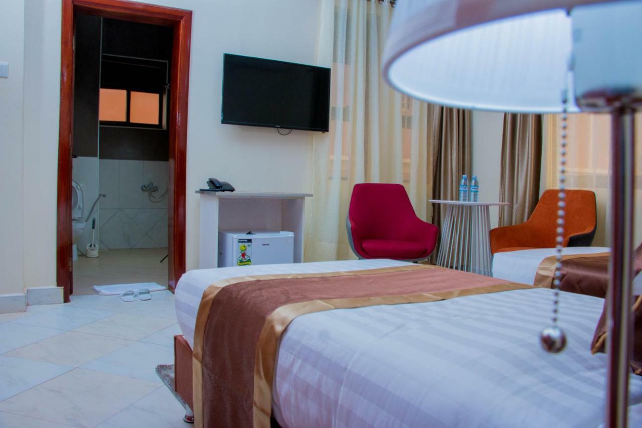 Jarin Hotel Kampala Zewnętrze zdjęcie