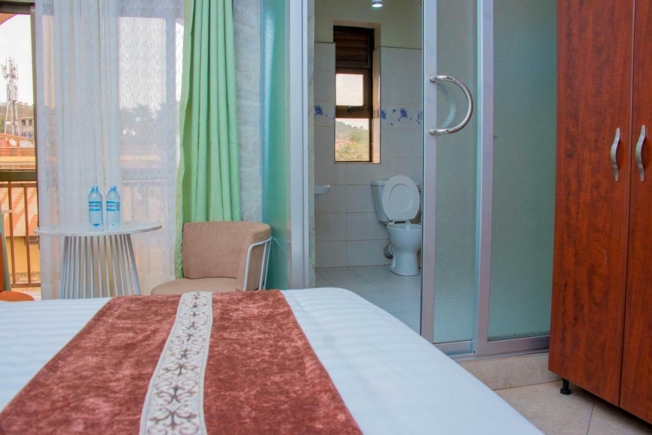 Jarin Hotel Kampala Zewnętrze zdjęcie